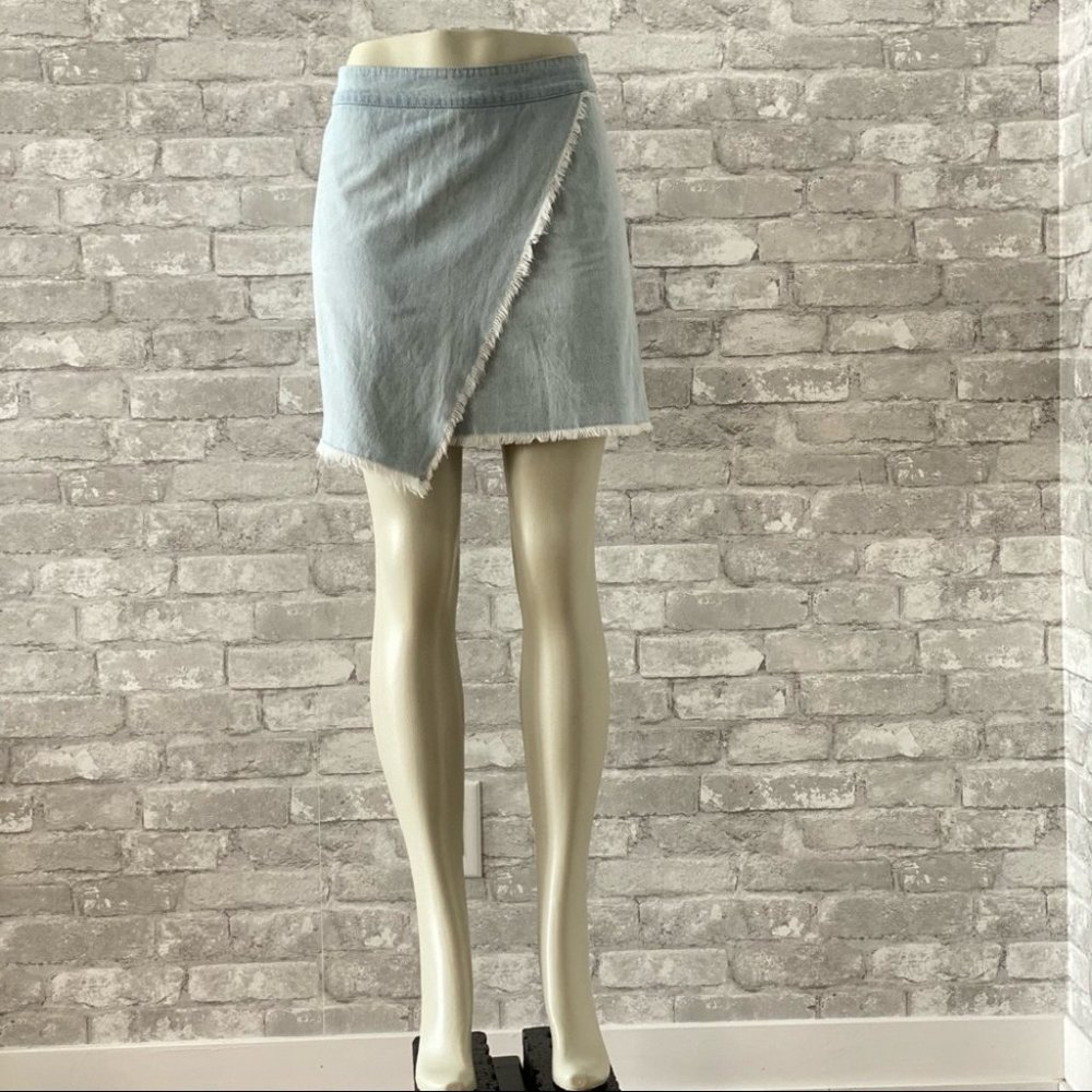 Minkpink Fringe Jean Mini Skirt 🎉HOST PICK🎉 - Picture 7 of 16